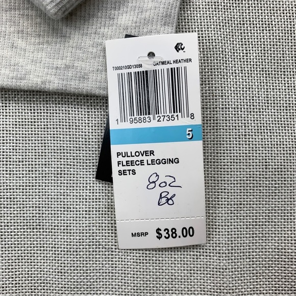 Disney Little Girls Sweatshirt and Legging Set Size 5 - Picture 3 of 9